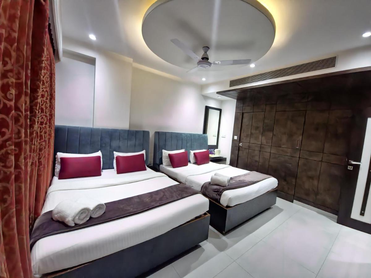 Hotel City Heart Shirdi Exterior photo