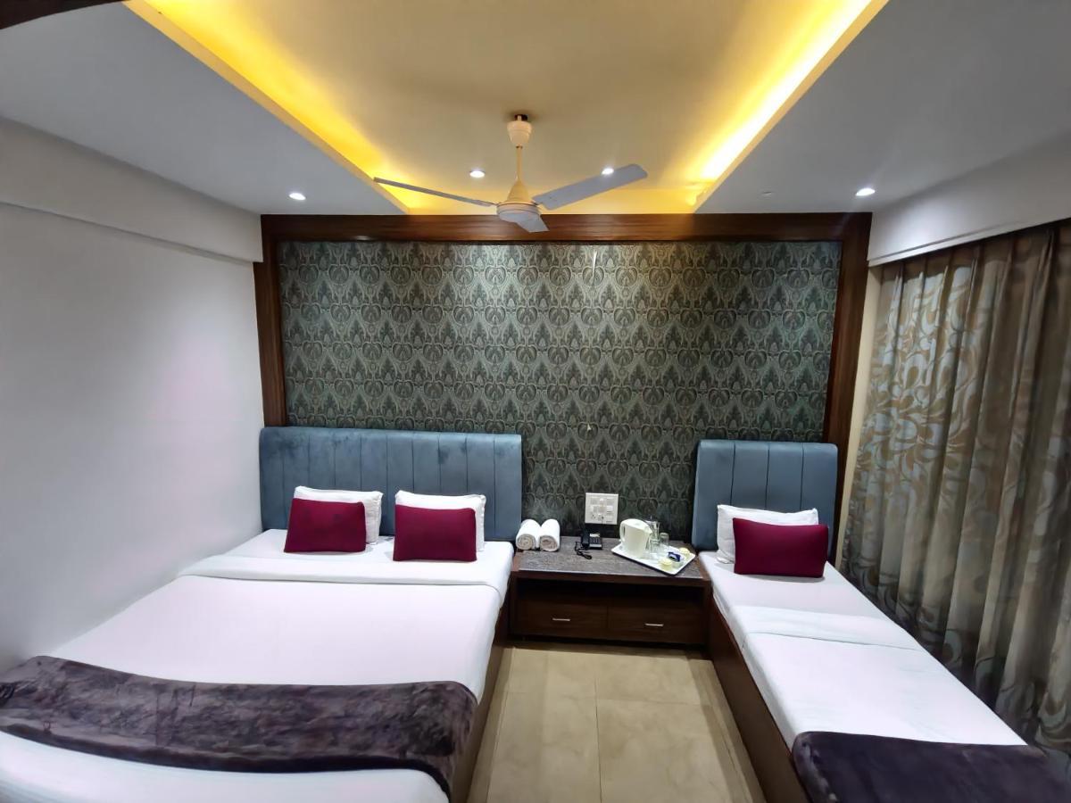 Hotel City Heart Shirdi Exterior photo